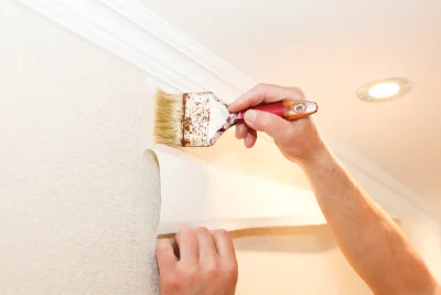 Pose de papier peint à Murasson — revêtements muraux et toiles de verre